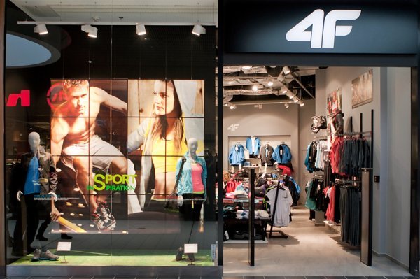 4F - магазин спортивних товарів в Польщі 